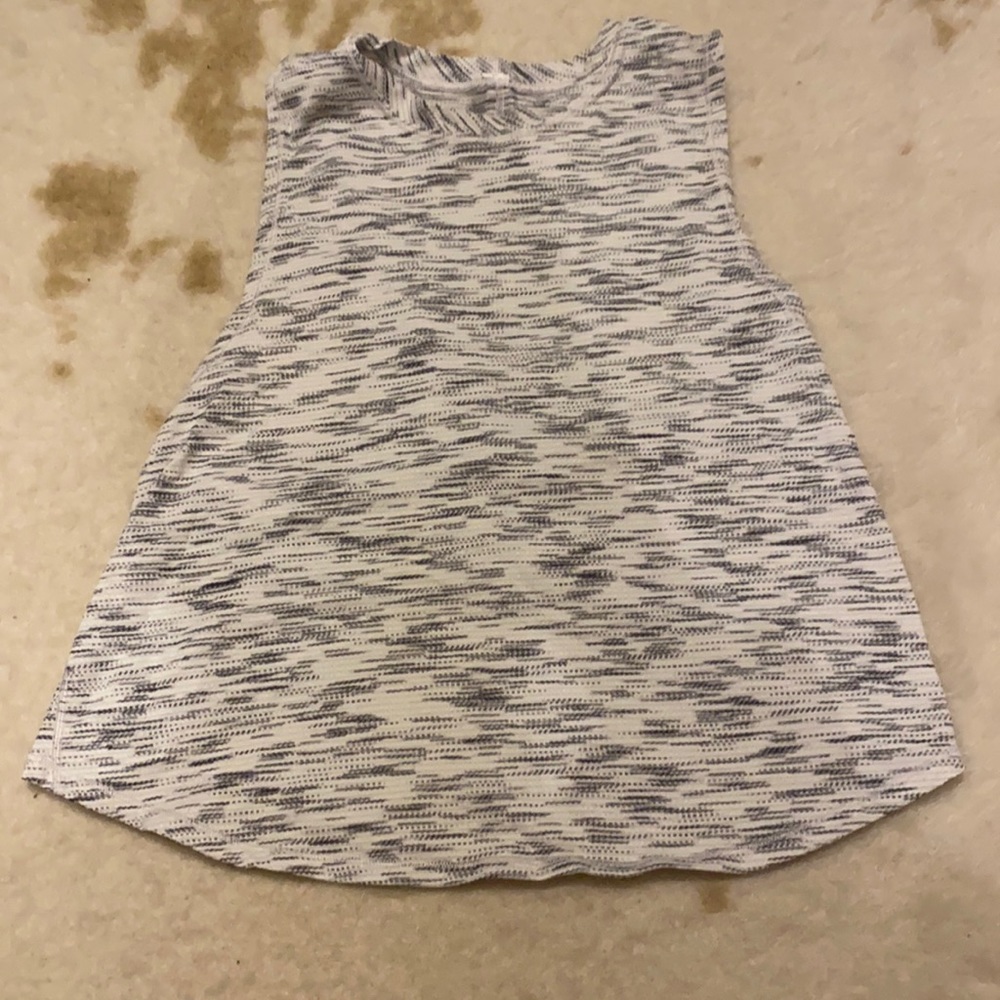 Lulu workout top
